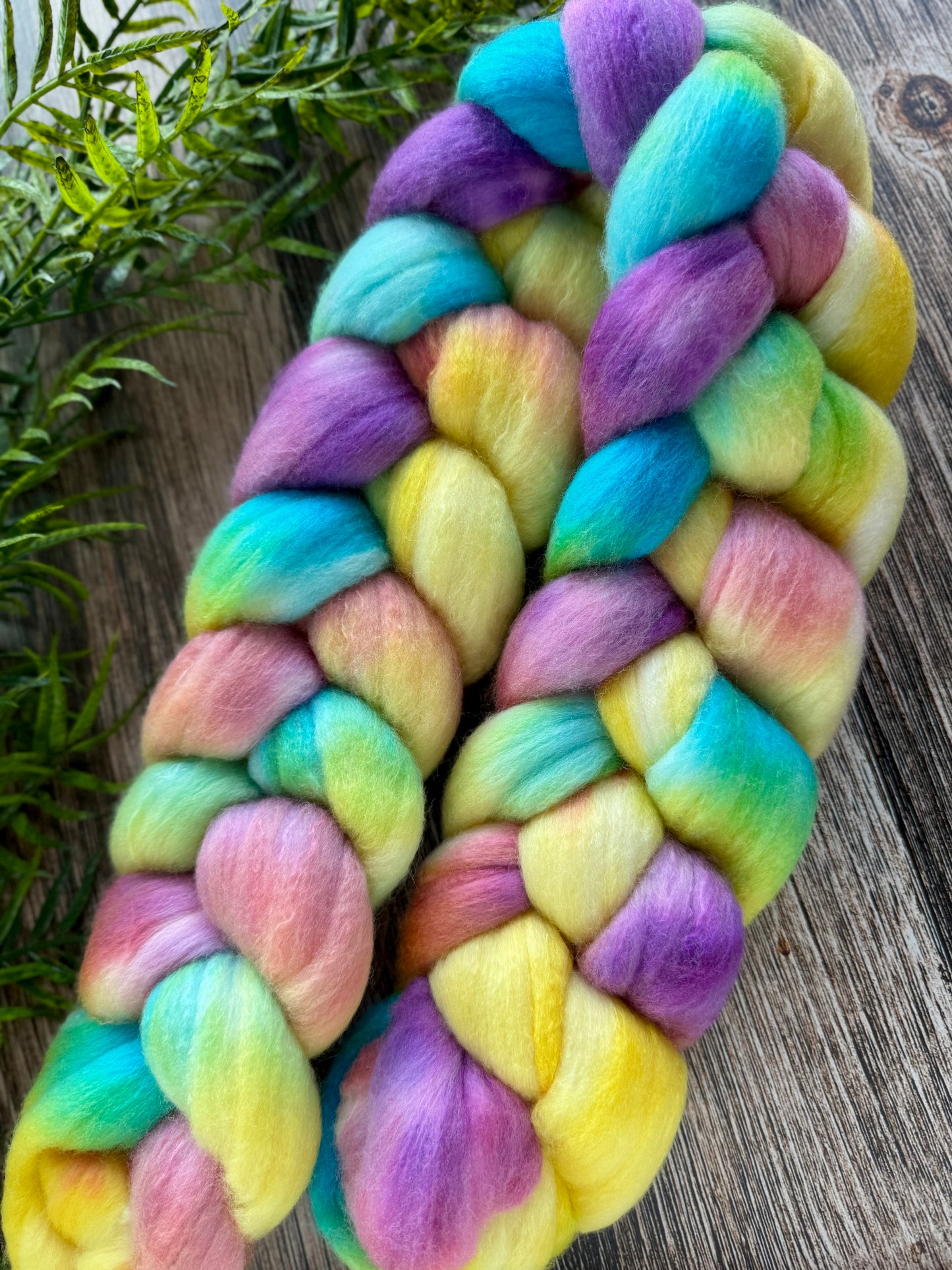 Prismatic Shard Roving